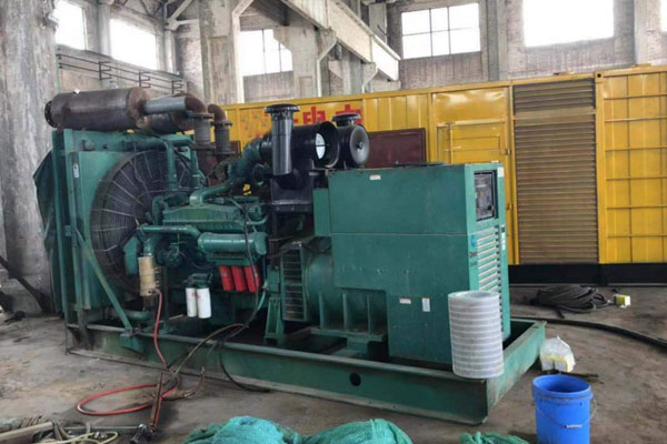 柳南发电机组的空气滤清器应该如何保养？