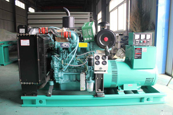 柳南如何判断机油是否需要更换？