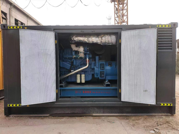 柳南柴油发电机组的电瓶应该如何选择？